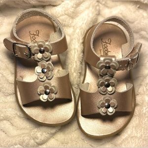 Footmates® JASMINE • Rose Gold • Size 5